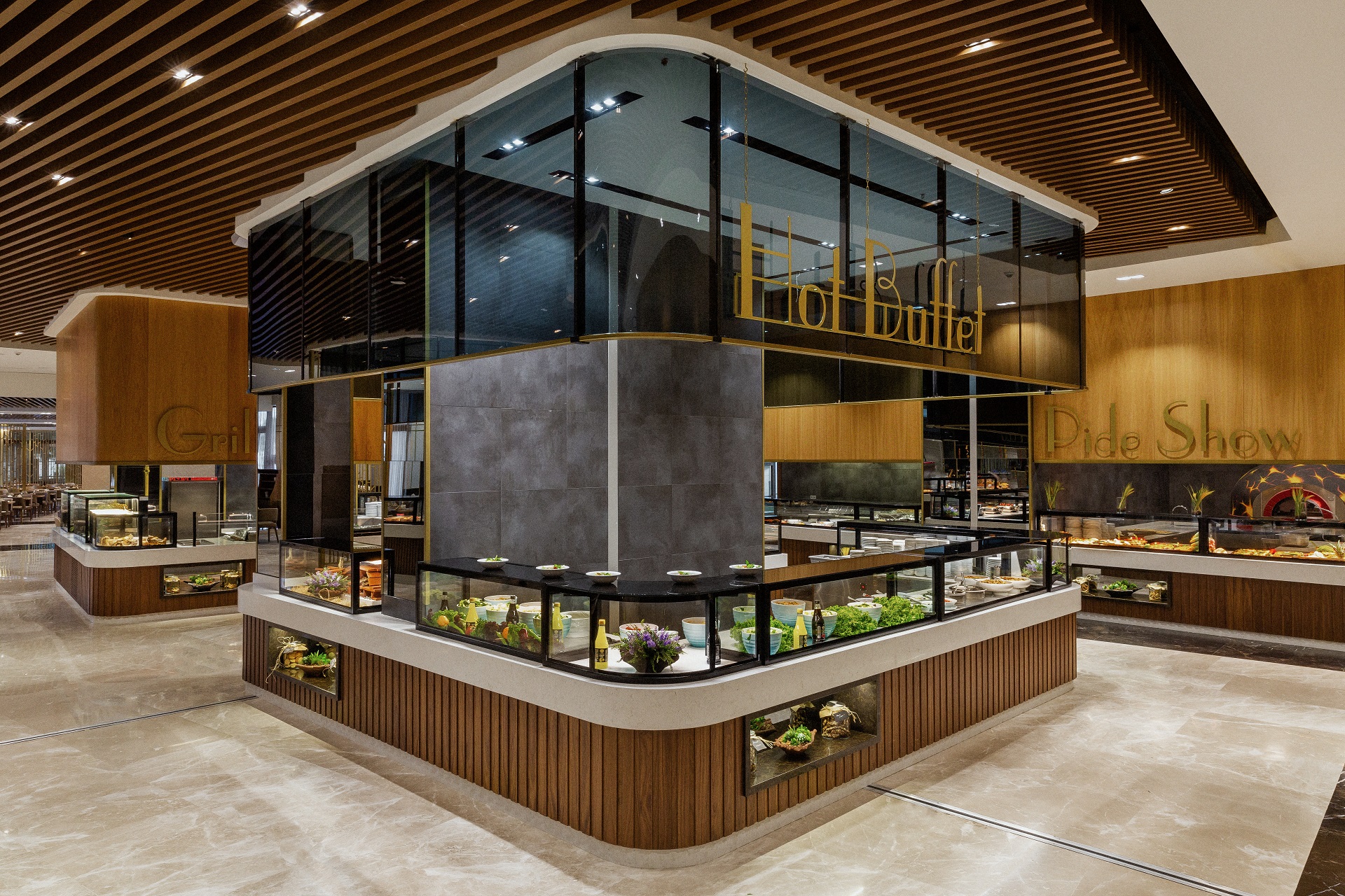MAIN RESTAURANT 4